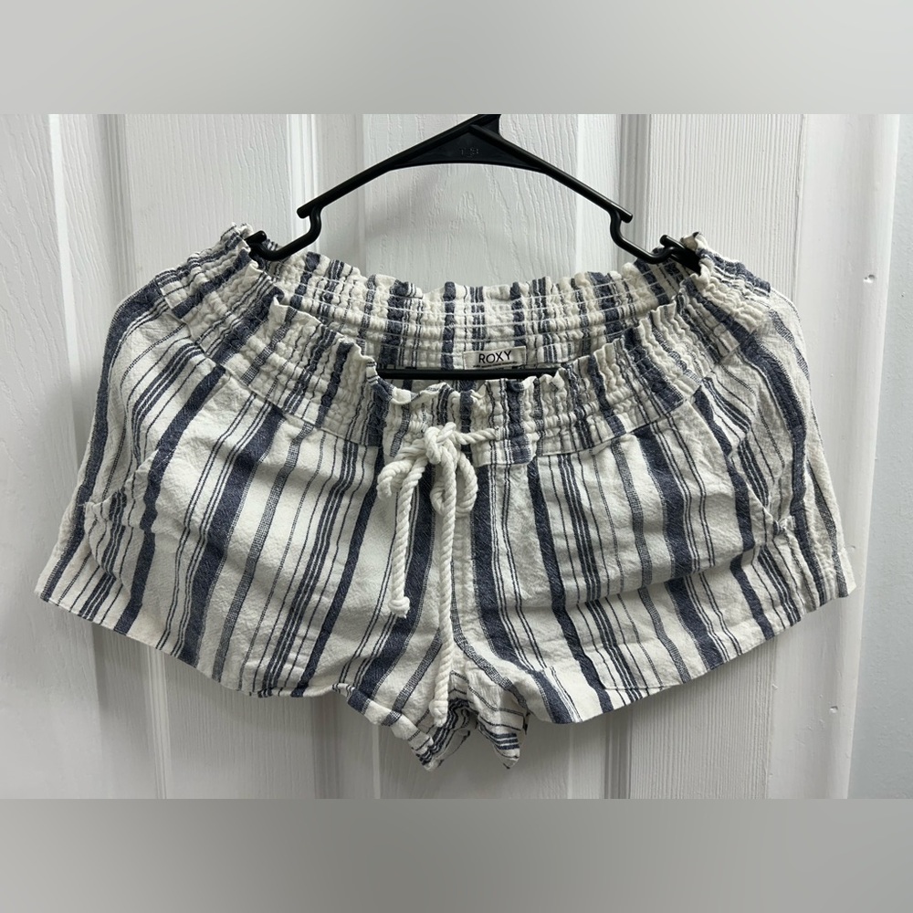 Roxy Women's Oceanside Yarn Dye Shorts Size Small